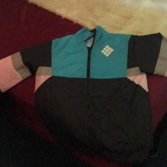 Windbreaker - Picture 2 of 2